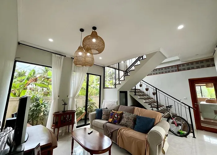 Puri Kembang Ayu Hotel 3*