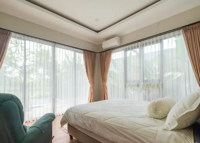 Puri Kembang Ayu Hotel 3*